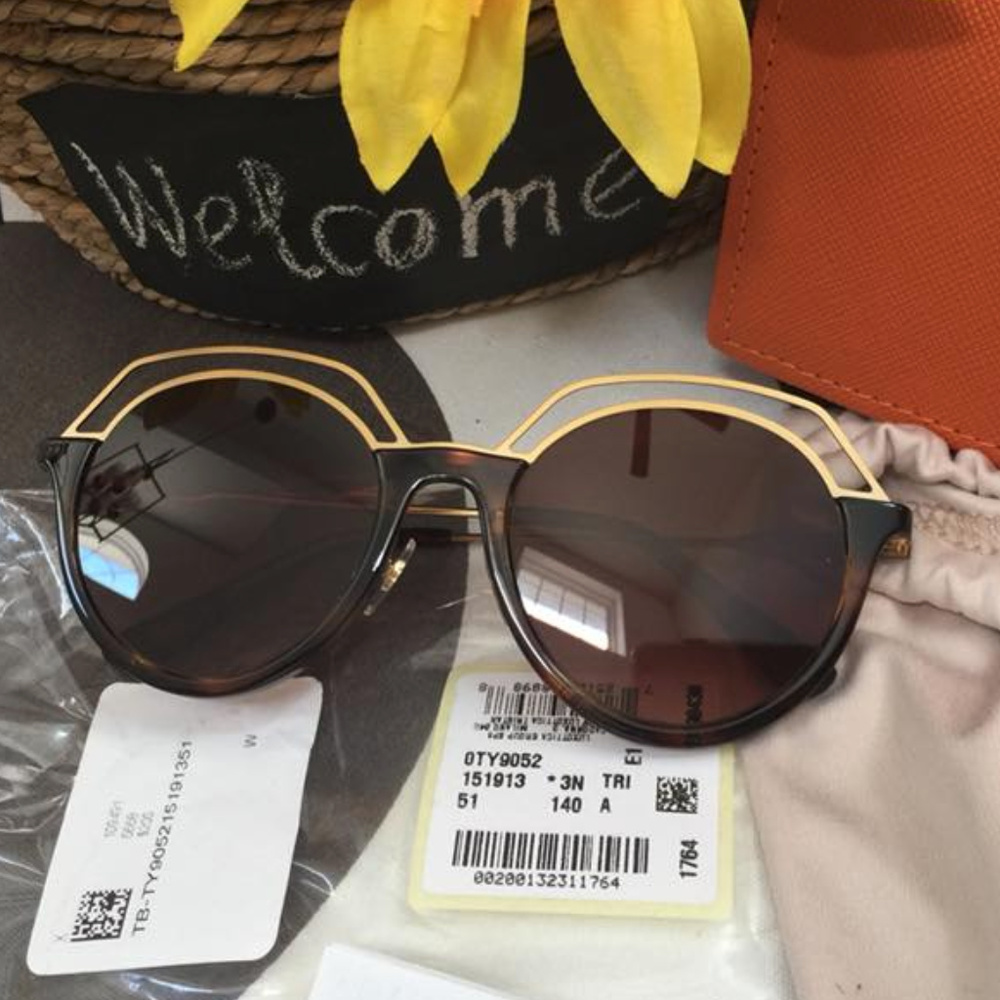 NWT Tory Burch Sunglassses